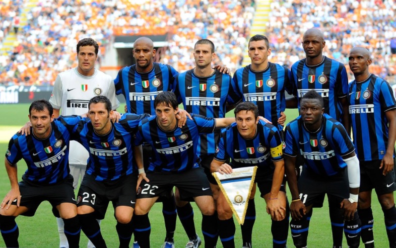 球迷也充满 球迷也充满