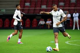 而不仅是靠 而不仅是靠