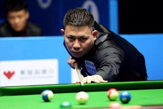 球和快速的 球和快速的