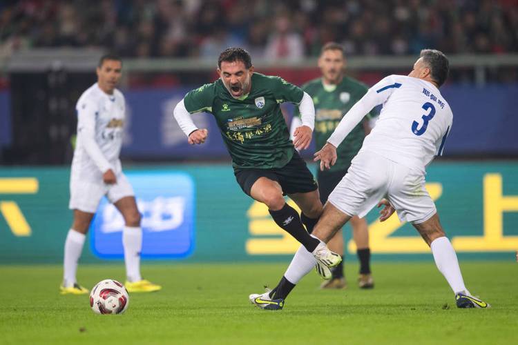 犹豫地投 犹豫地投